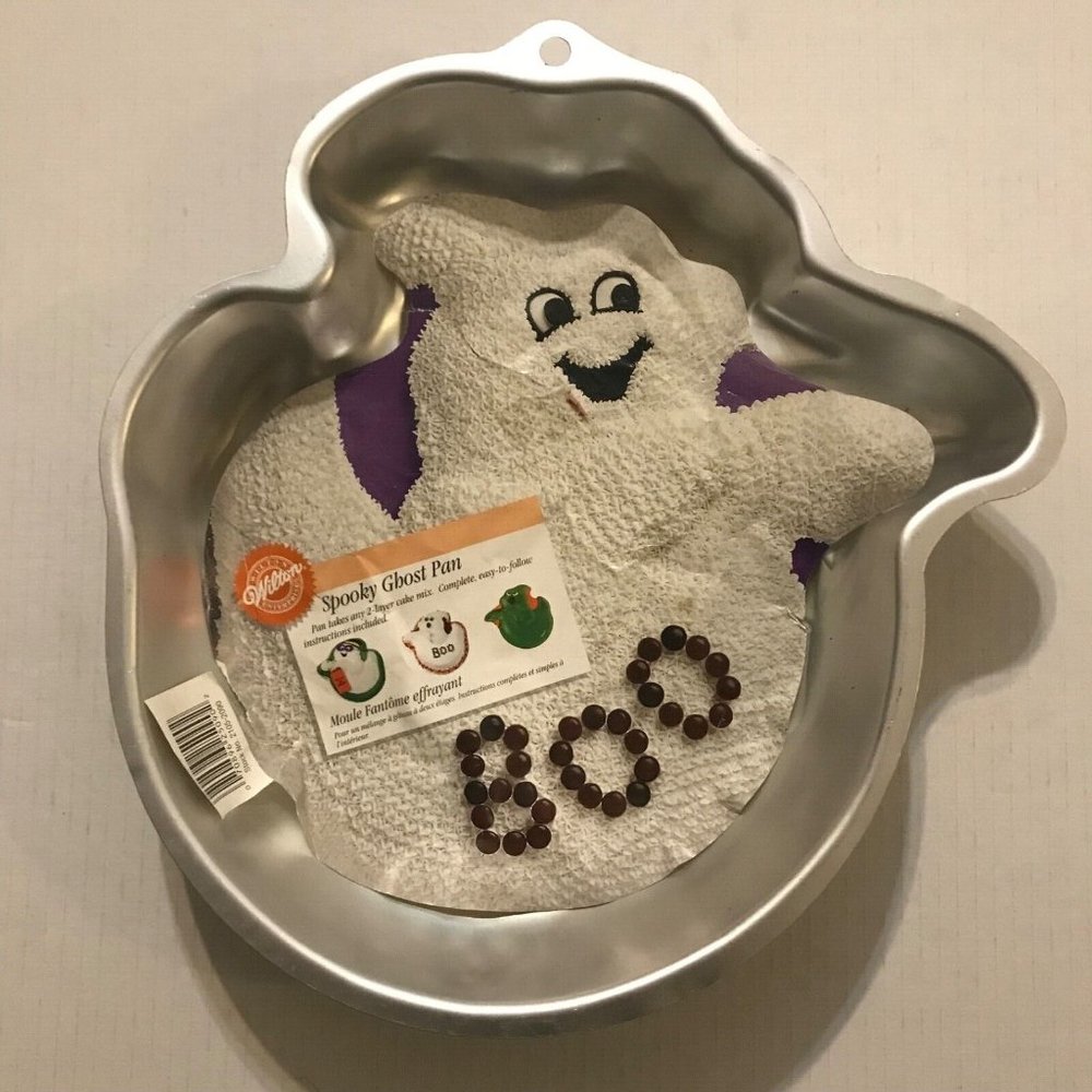 Wilton Spooky Ghost Halloween Cake Pan (2105-2090, 2003)